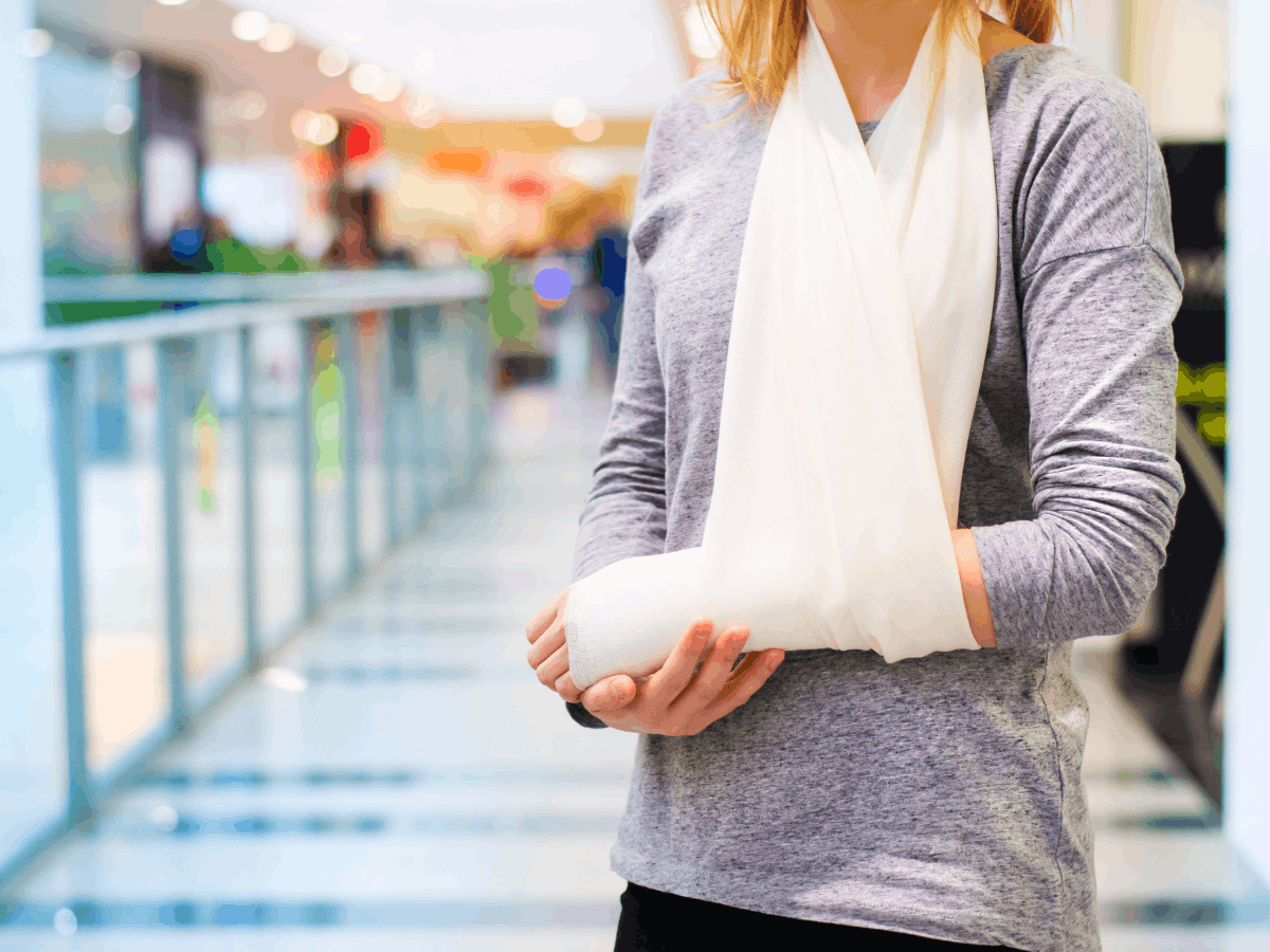 woman with an injured arm